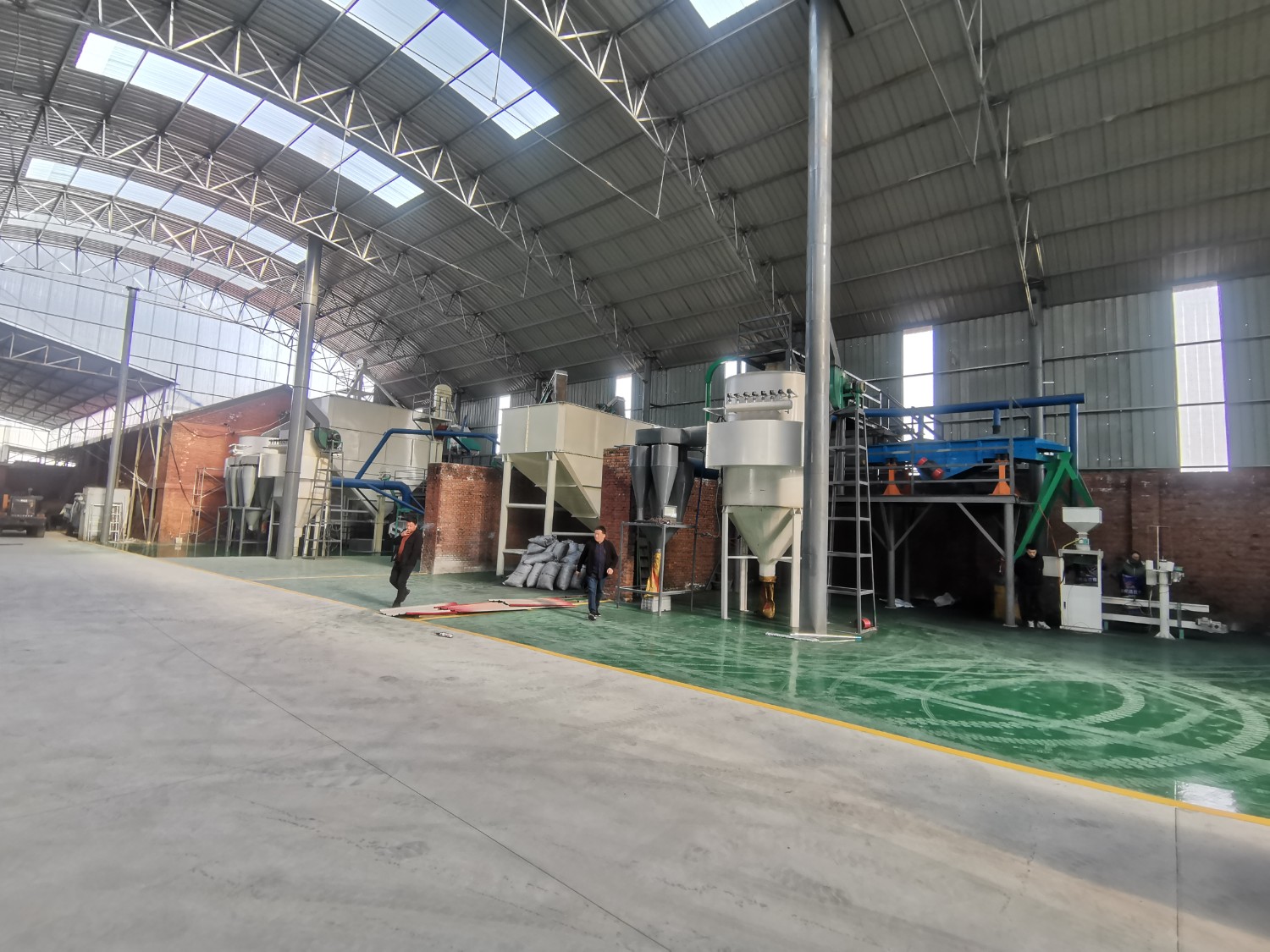 活性炭破碎篩分設(shè)備